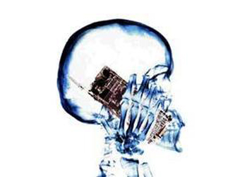 手机致癌性可能超过香烟